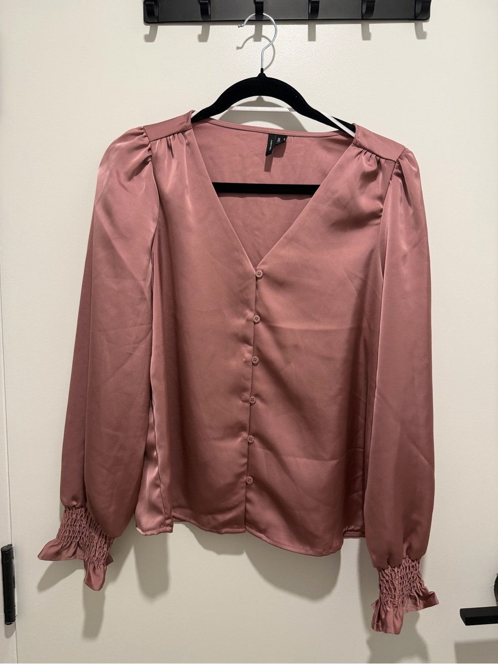 Vero Moda Satin Button V-Neck Blouse in Dusty Rose